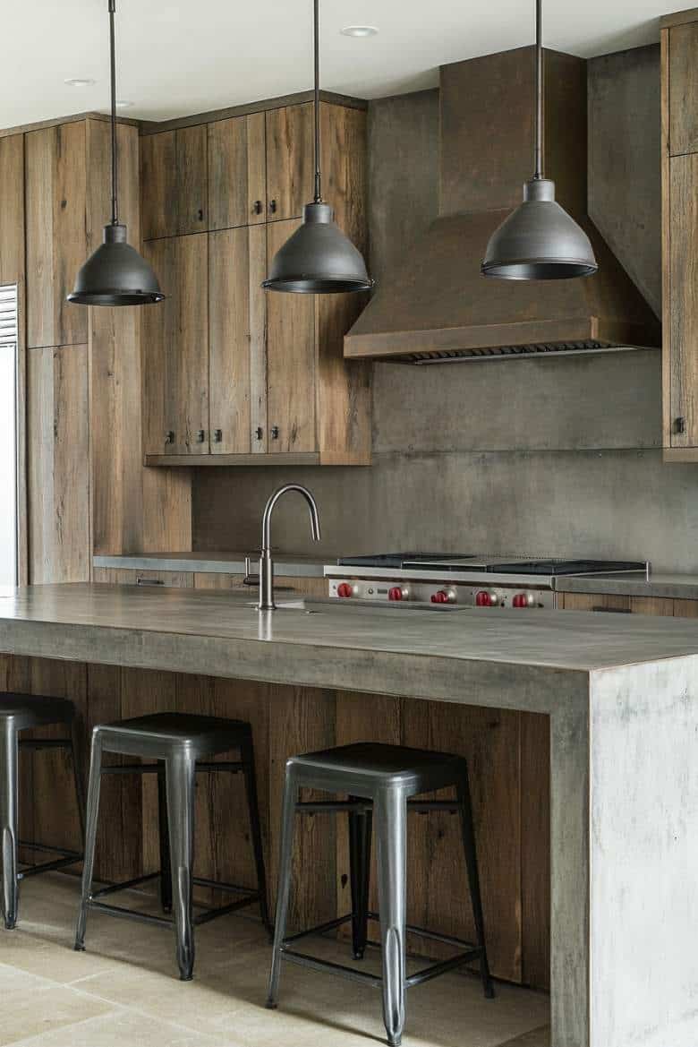 39 Industrial Kitchen Ideas: Outfitting for Efficiency