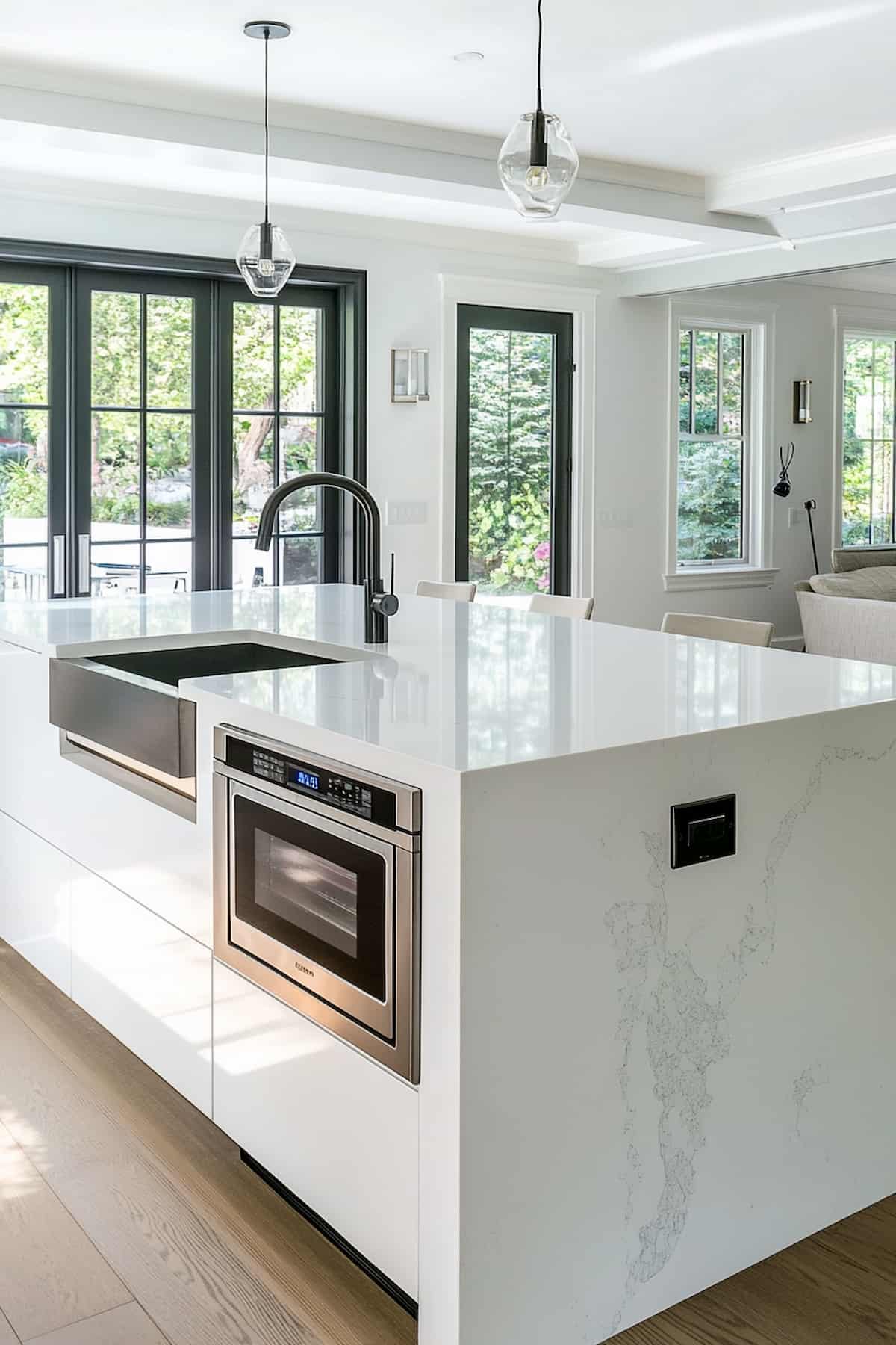 31 Kitchen Island Ideas To Transform Your Cooking Space