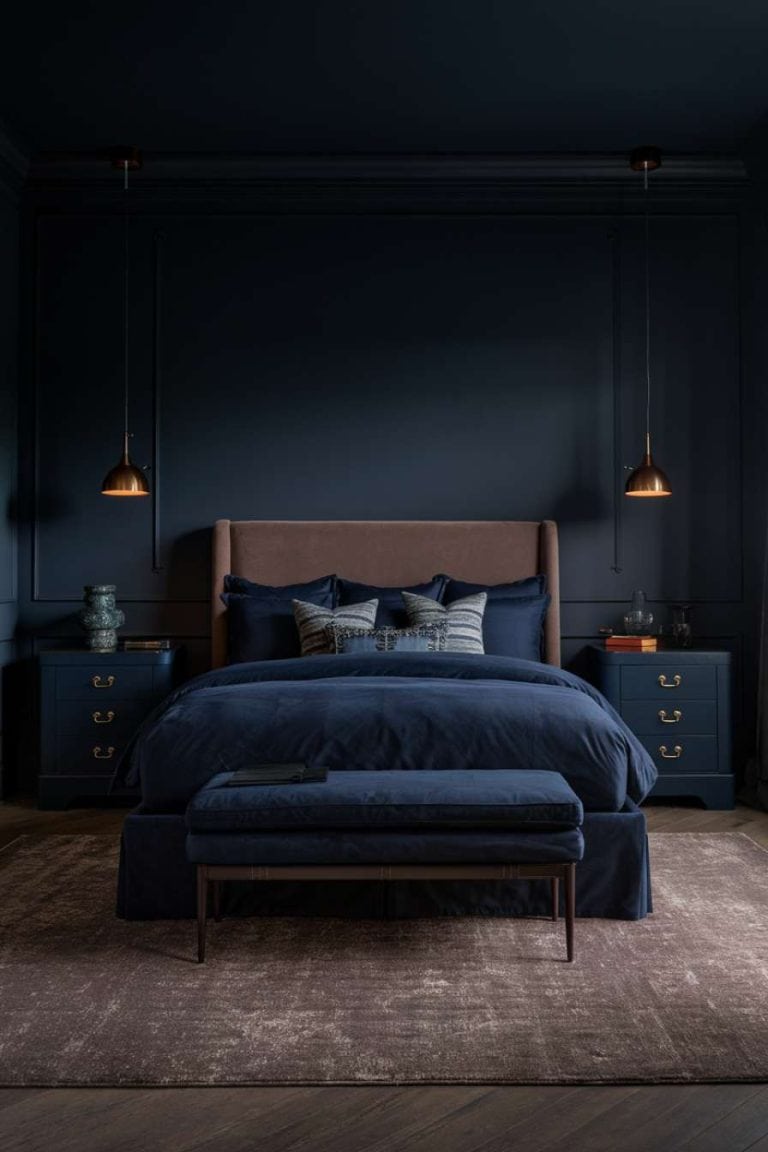 31 Dark Blue Bedroom Ideas for a Bold, Moody Aesthetic