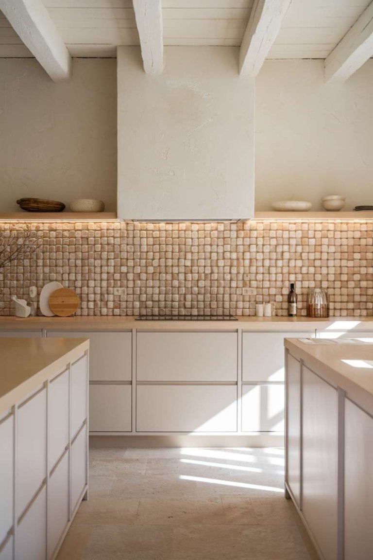 34 Best Modern Kitchen Backsplash Ideas: Level Up Your Space