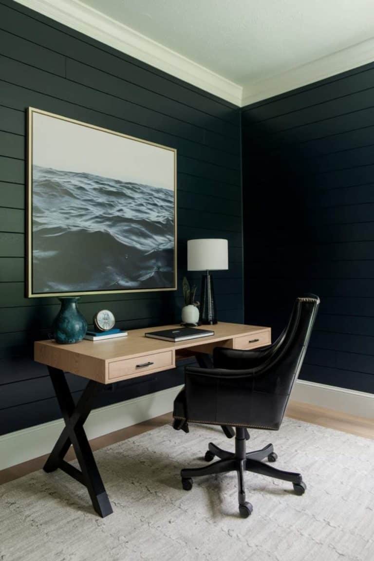 28 Moody Home Office Ideas for a Luxe and Dramatic Workspace